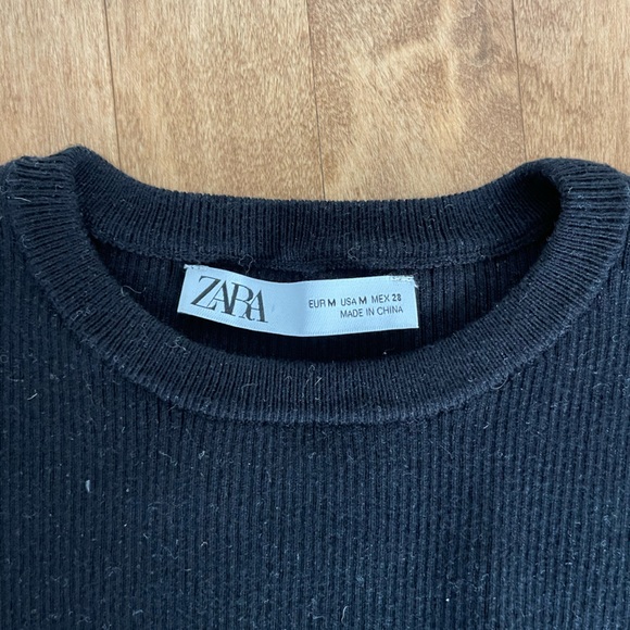 Zara cropped knit long sleeve - Picture 2 of 2